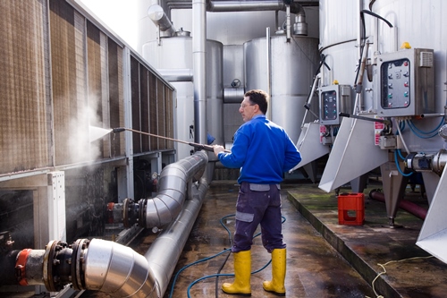 Cold pressure washer for Wisconsin farms